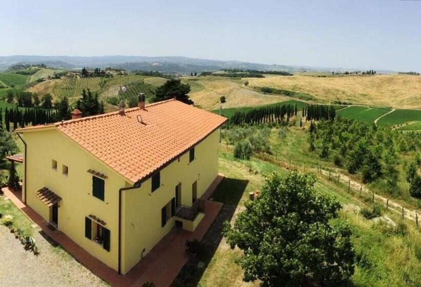 فندق Poggio Ai Legni