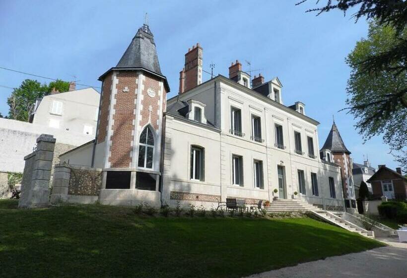 پانسیون Château Des Basses Roches