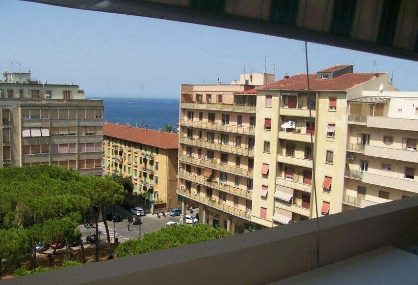 פנסיון Affittacamere Stella Marina