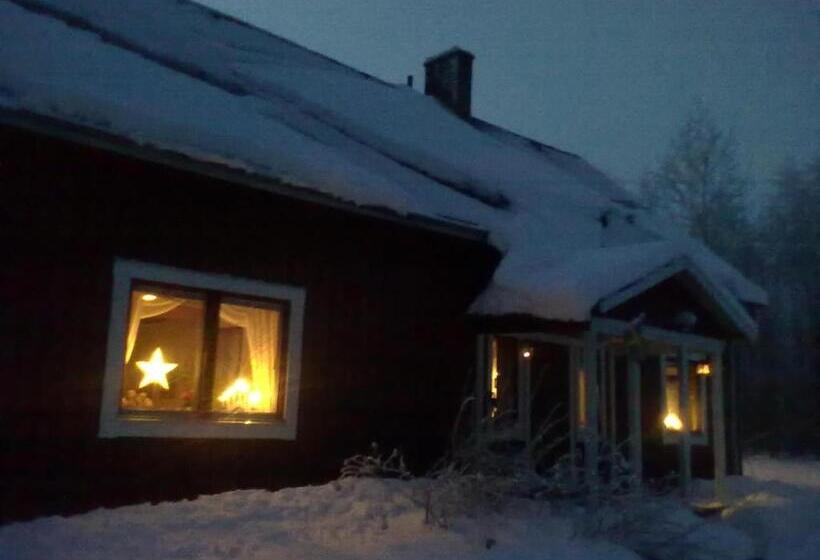 بنسيون Christinagården Guesthouse