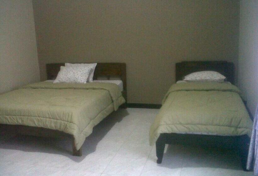 بنسيون Cinnamon Guest House