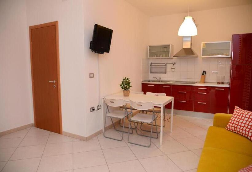 پانسیون Jonico Guest House
