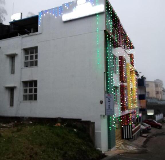 پانسیون Swiss Cottage