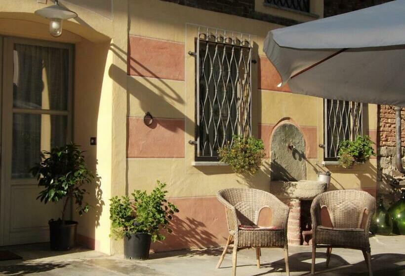 민박 Hazelnut Valley