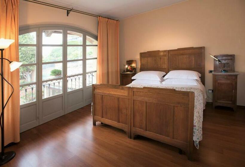 민박 Hazelnut Valley