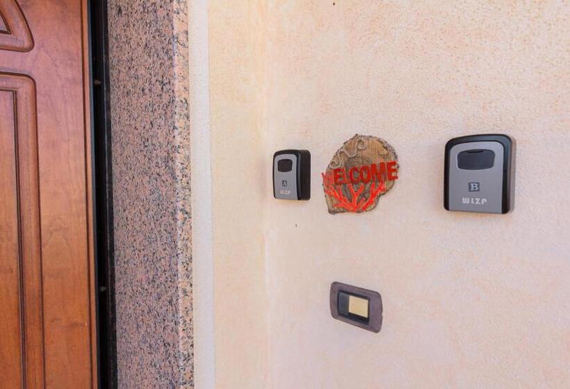 تختخواب و صبحانه Il Corallo
