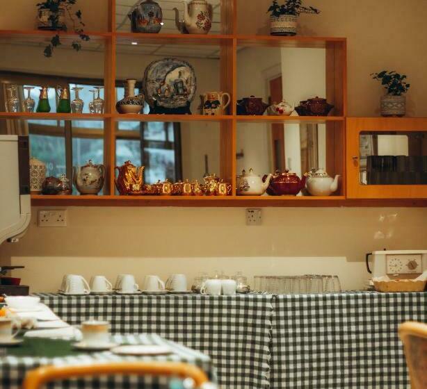ホテル Kallithea Inn