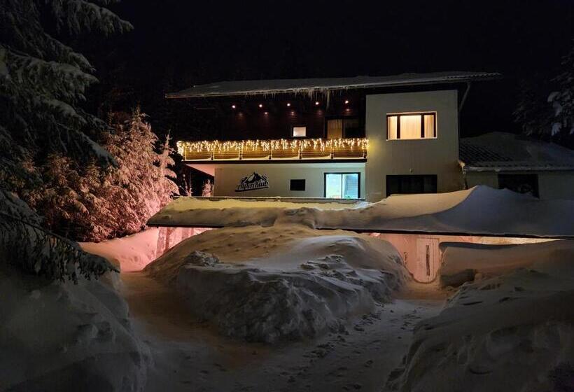 ペンション Alpenklub