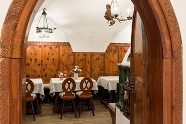 Alpen Glück Hotel Unterm Rain Garni