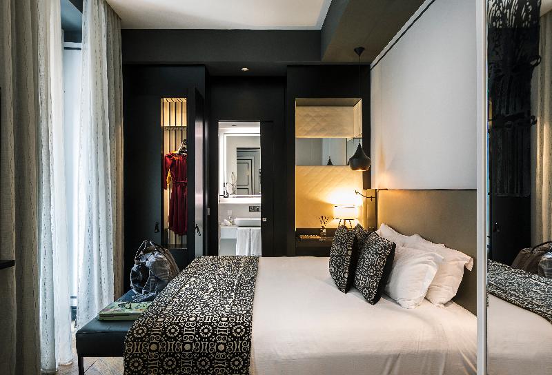 هتل Corso 281 Luxury Suites