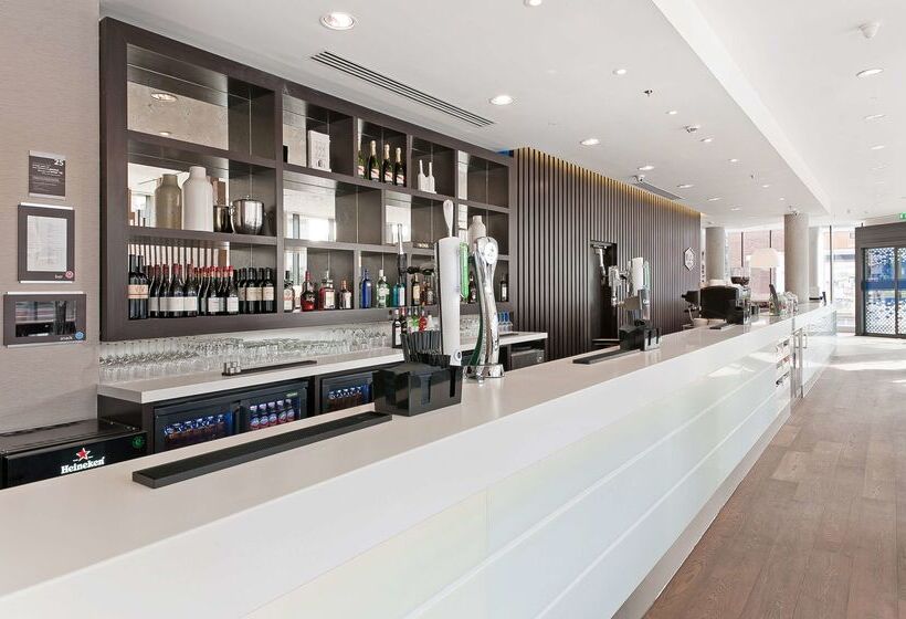 ホテル Hampton By Hilton London Waterloo