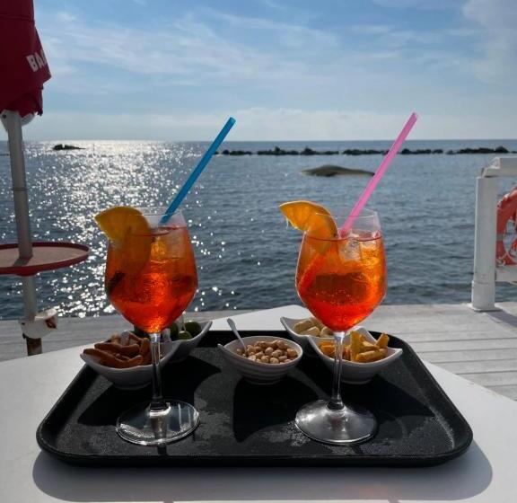 فندق La Scogliera