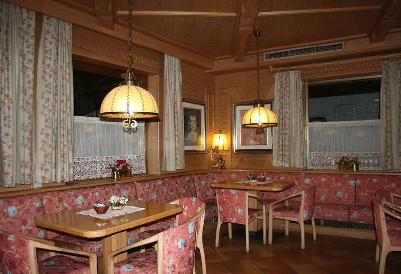 酒店 Rododendro Val Di Fassa
