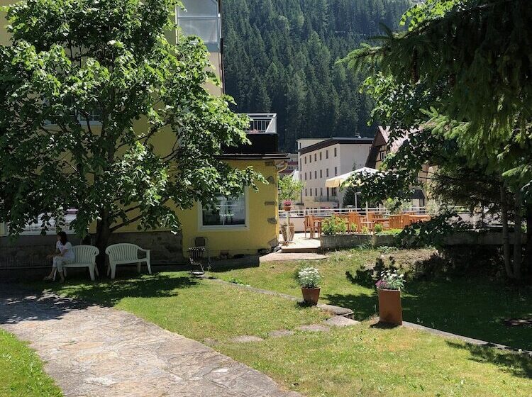 Hotel Lindenhof