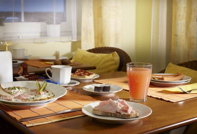 Fotos del hotel Pension Kern:  23