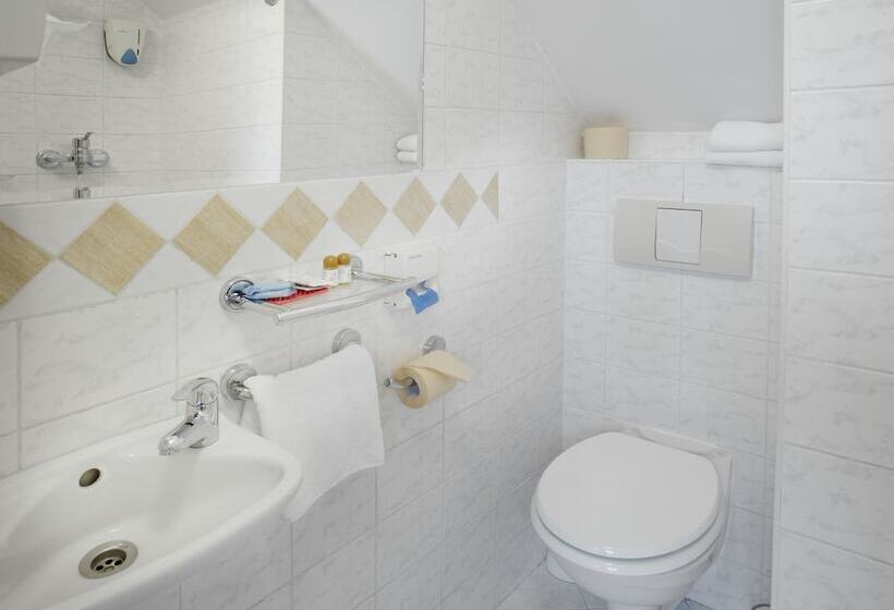 Fotos del hotel Pension Kern:  21