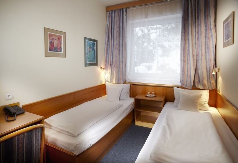 Fotos del hotel Pension Kern:  9