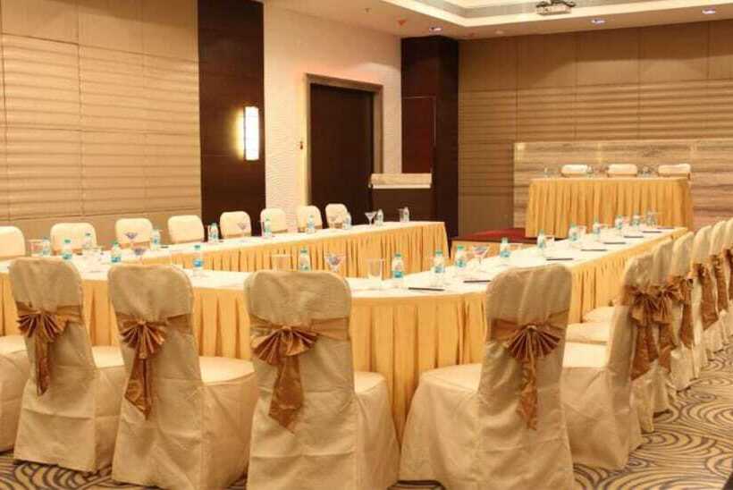هتل Ramada By Wyndham Navi Mumbai
