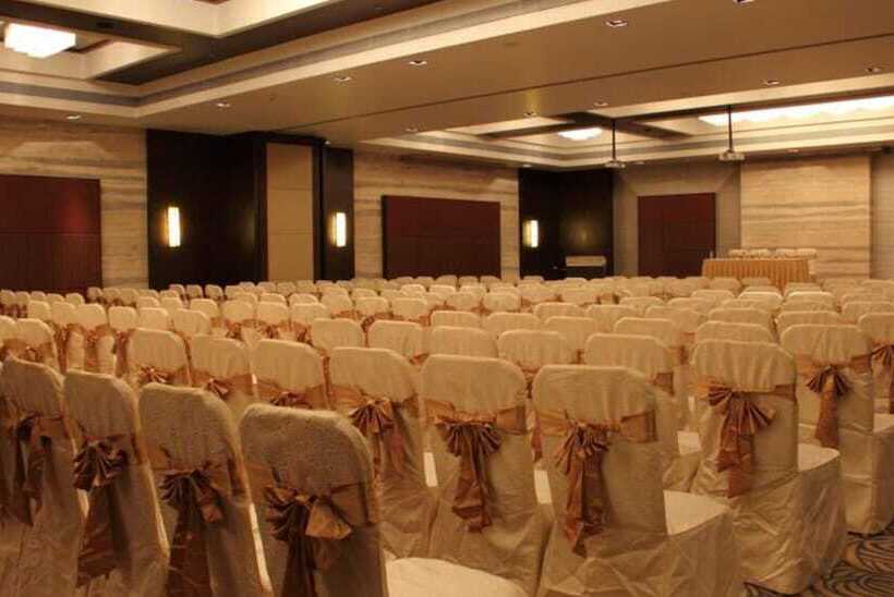 هتل Ramada By Wyndham Navi Mumbai