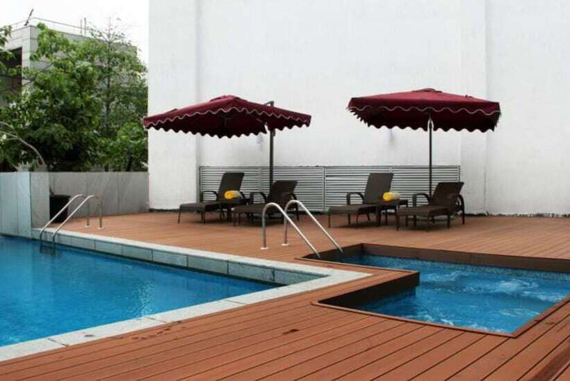 هتل Ramada By Wyndham Navi Mumbai