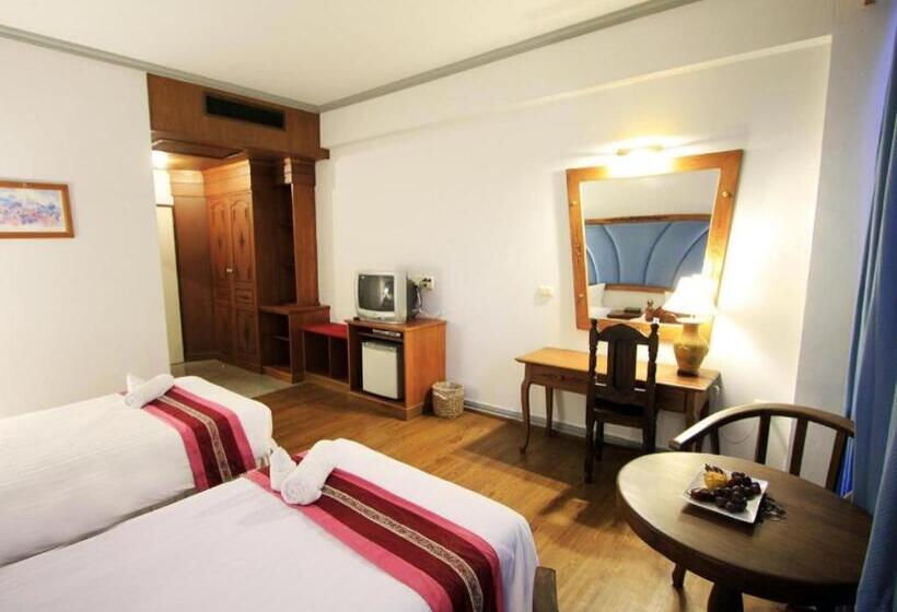 בית מלון כפרי Thepnakorn