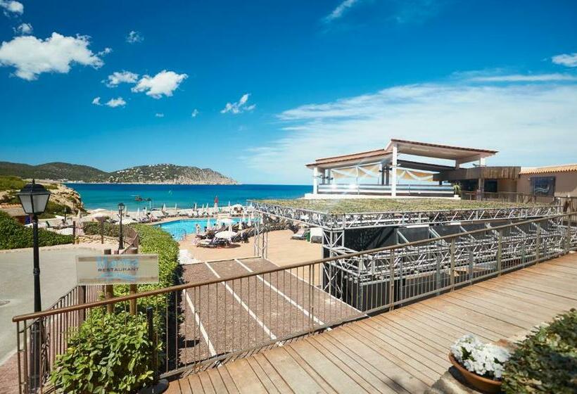 Invisa Hotel Club Cala Blanca