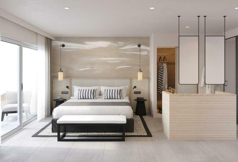 Invisa Hotel Club Cala Blanca