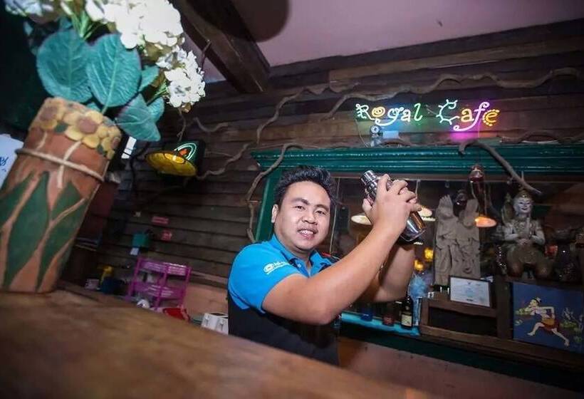 پانسیون Royal Night Bazaar