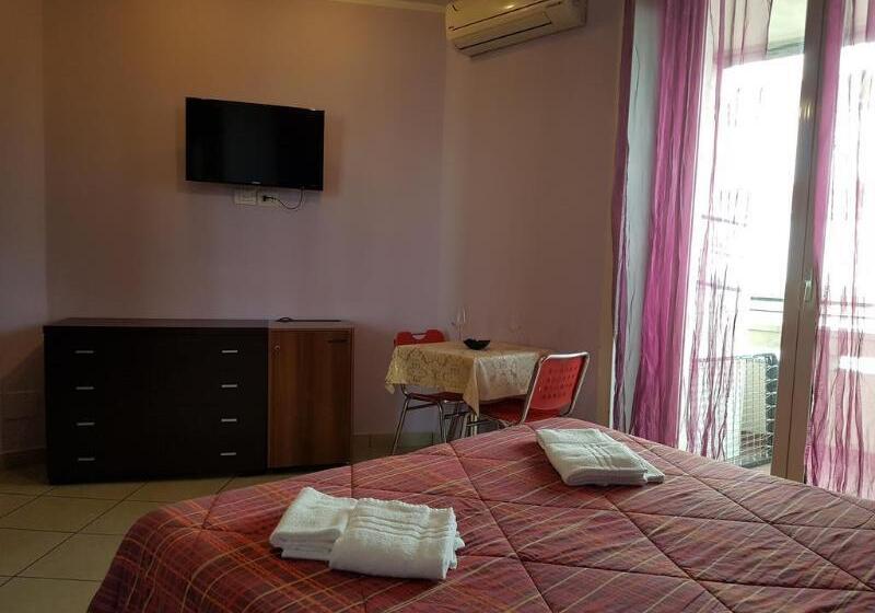 تختخواب و صبحانه Alenic