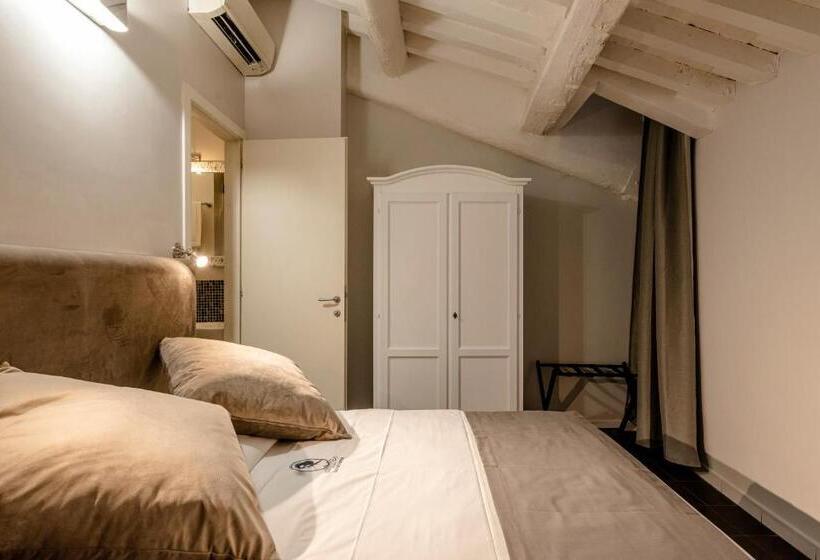 مسافرخانه Relais La Fornarina