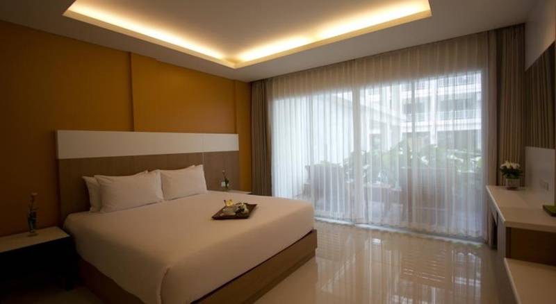 هتل Chanalai Hillside Resort, Karon Beach