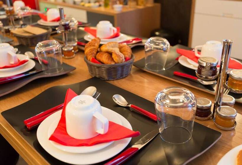 ホテル Hôtel Crayon Rouge