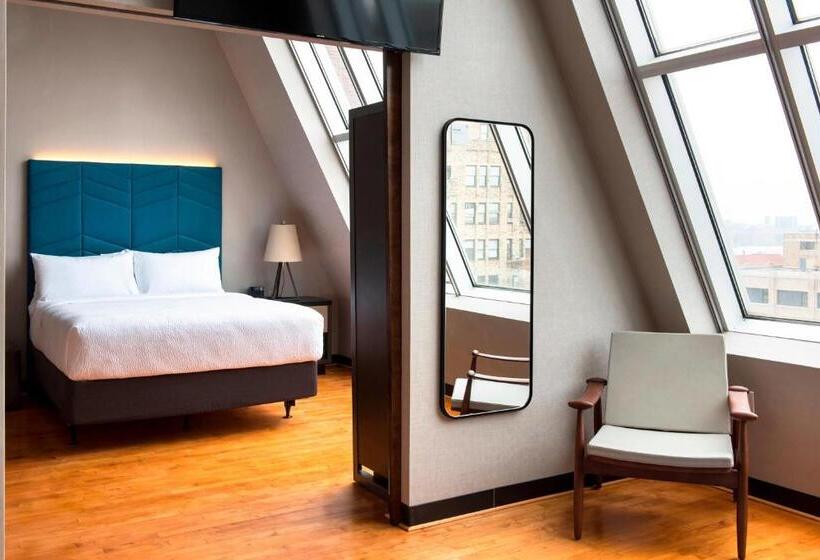 Fotos del hotel Four Points By Sheraton Manhattan Soho Village:  2