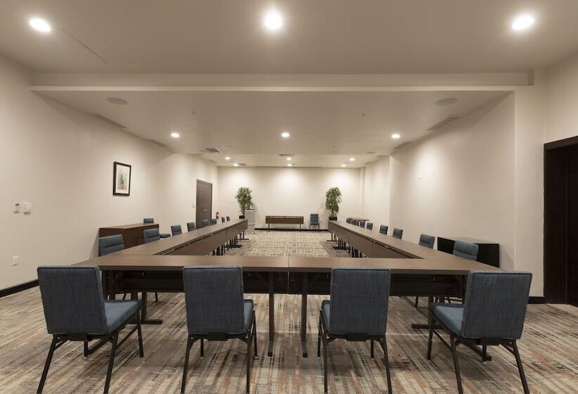 هتل Four Points By Sheraton