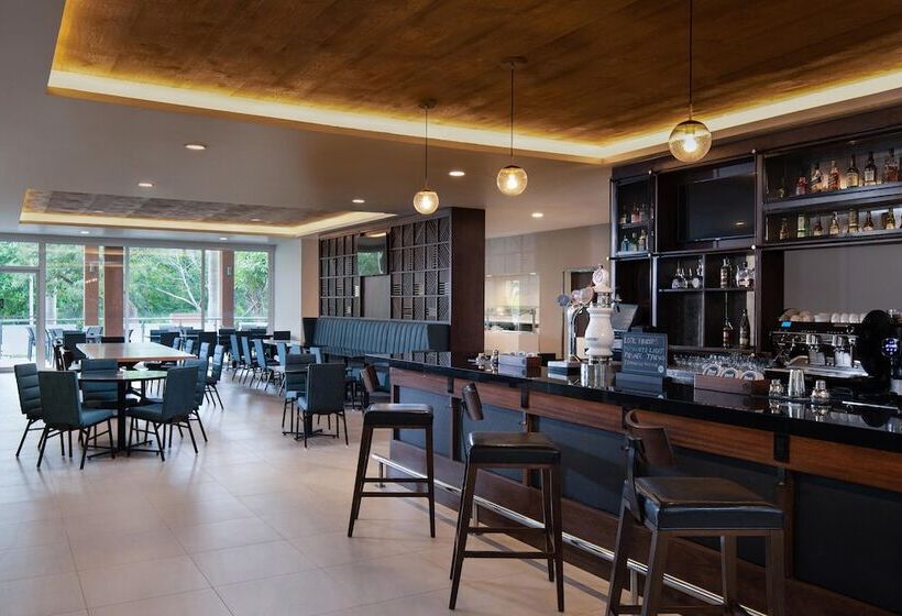 Fotos del hotel Four Points By Sheraton:  25