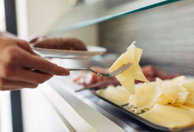 Fotos del hotel Harry S Home  & Apartments:  8