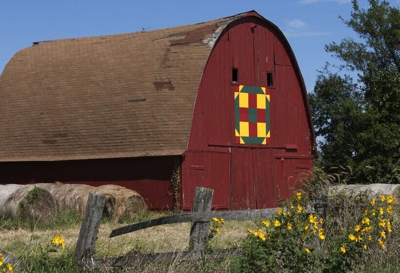 בית מלון כפרי Holiday Inn Express Boonville, An Ihg