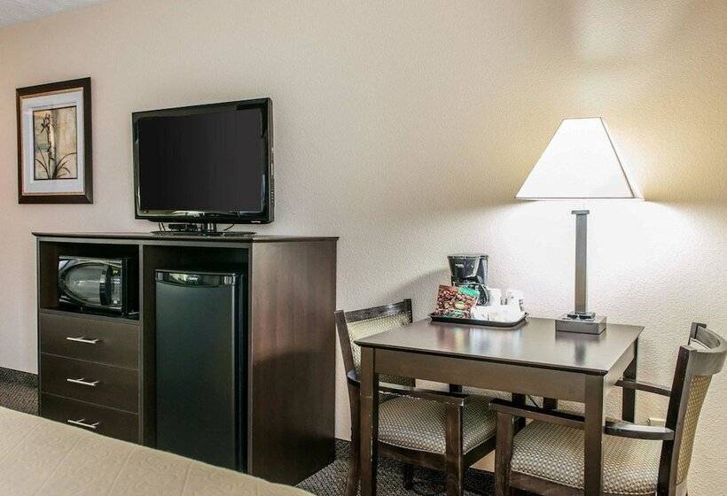 فندق Quality Inn & Suites