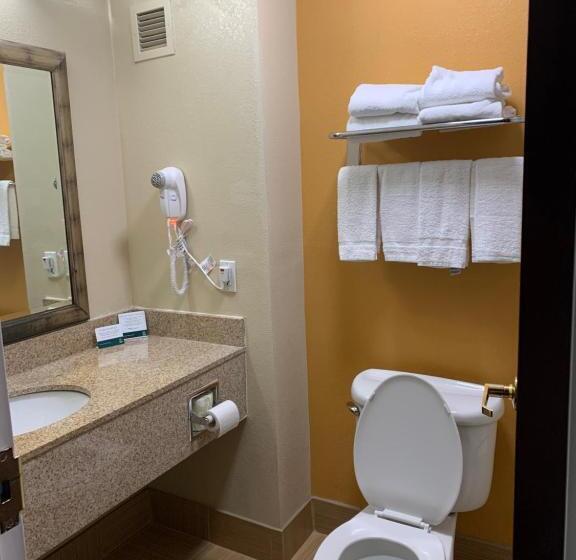 فندق Quality Inn & Suites Quantico