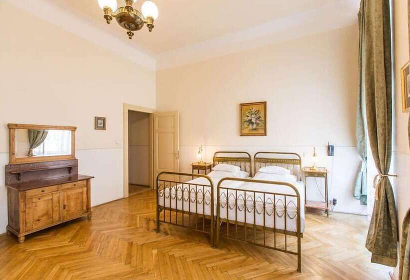 Fotos del hotel U Zlateho Jelena:  18