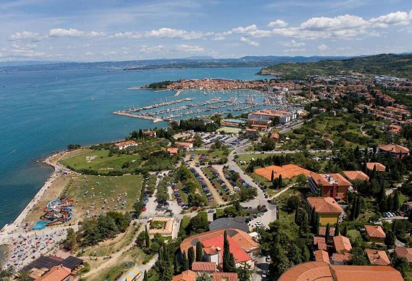 Mirta  San Simon Resort