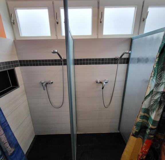 Курорт Easy Lodges Berlin
