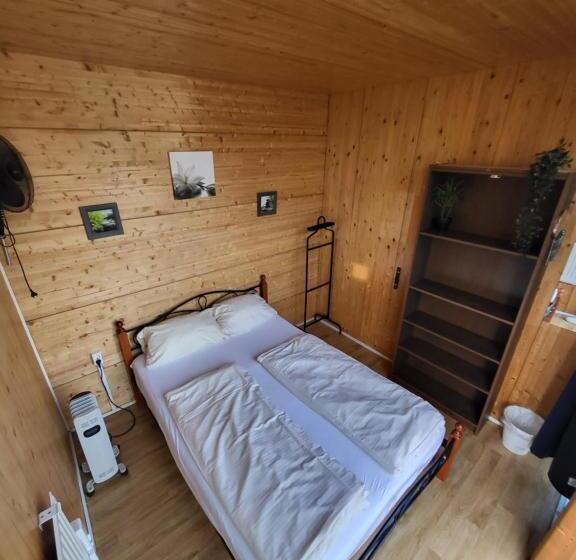 Курорт Easy Lodges Berlin