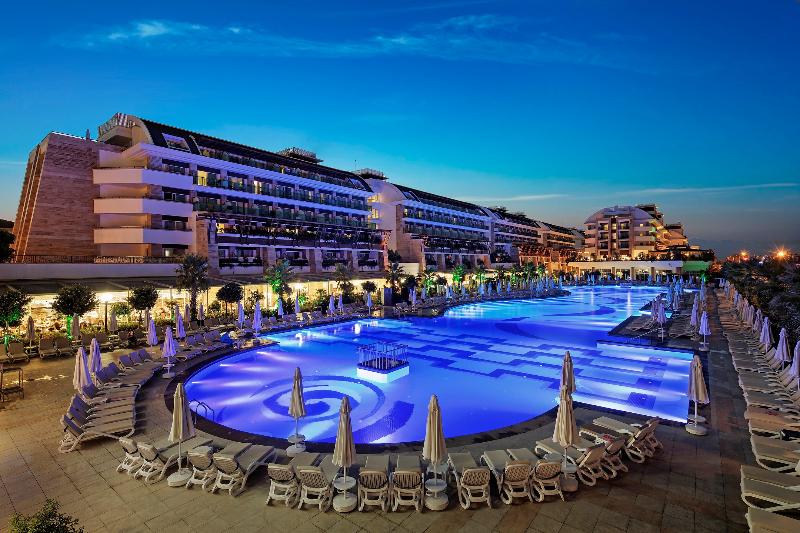 Crystal Waterworld Resort & Spa - Ultimate All Inclusive
