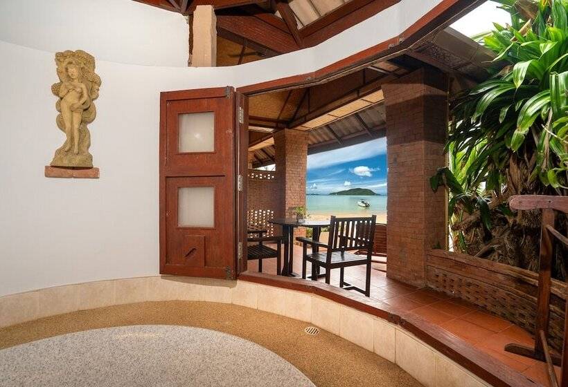 Friendship Beach Resort & Atmanjai Wellness Centre