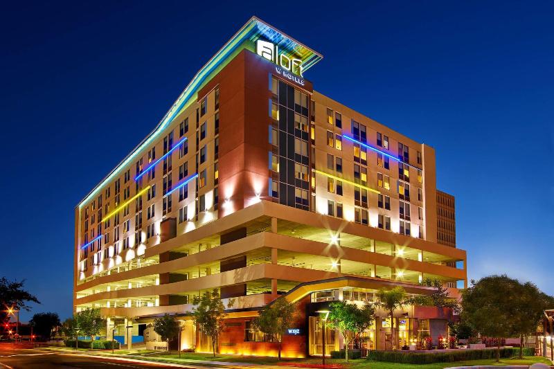 هتل Aloft Houston By The Galleria
