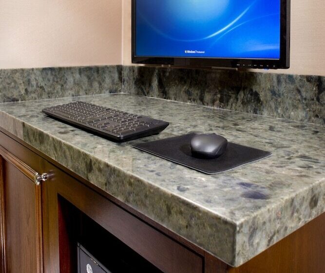 Ayres Hotel Huntington Beach/fountain Valley