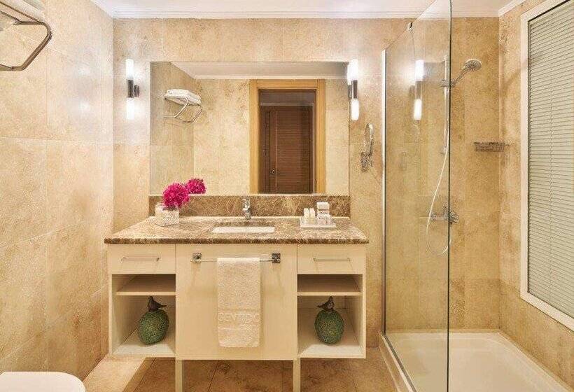 فندق Bellazure
