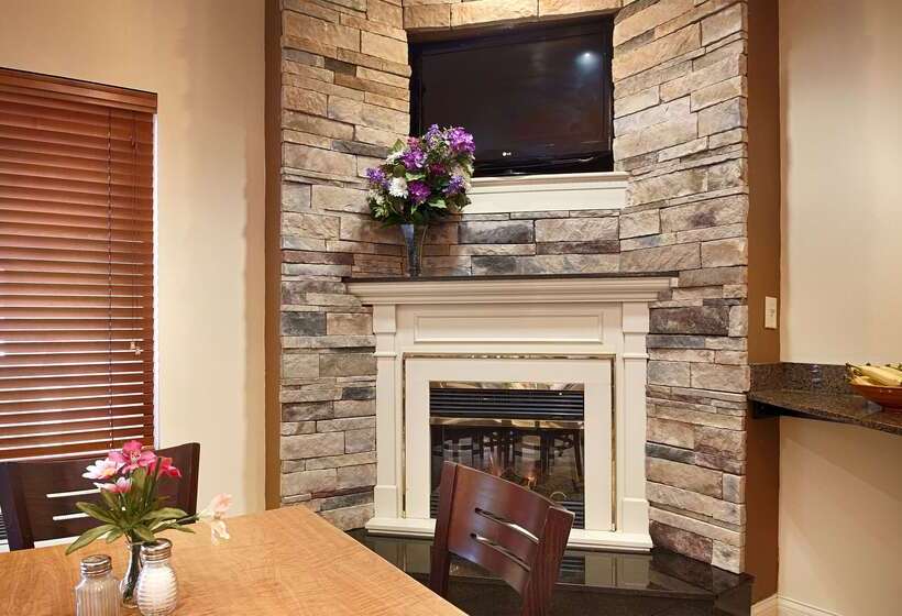 هتل Best Western Plus Albert Lea I 90/i 35