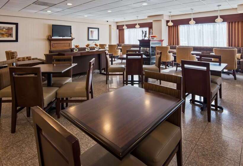 酒店 Best Western Plus Belle Meade Inn & Suites